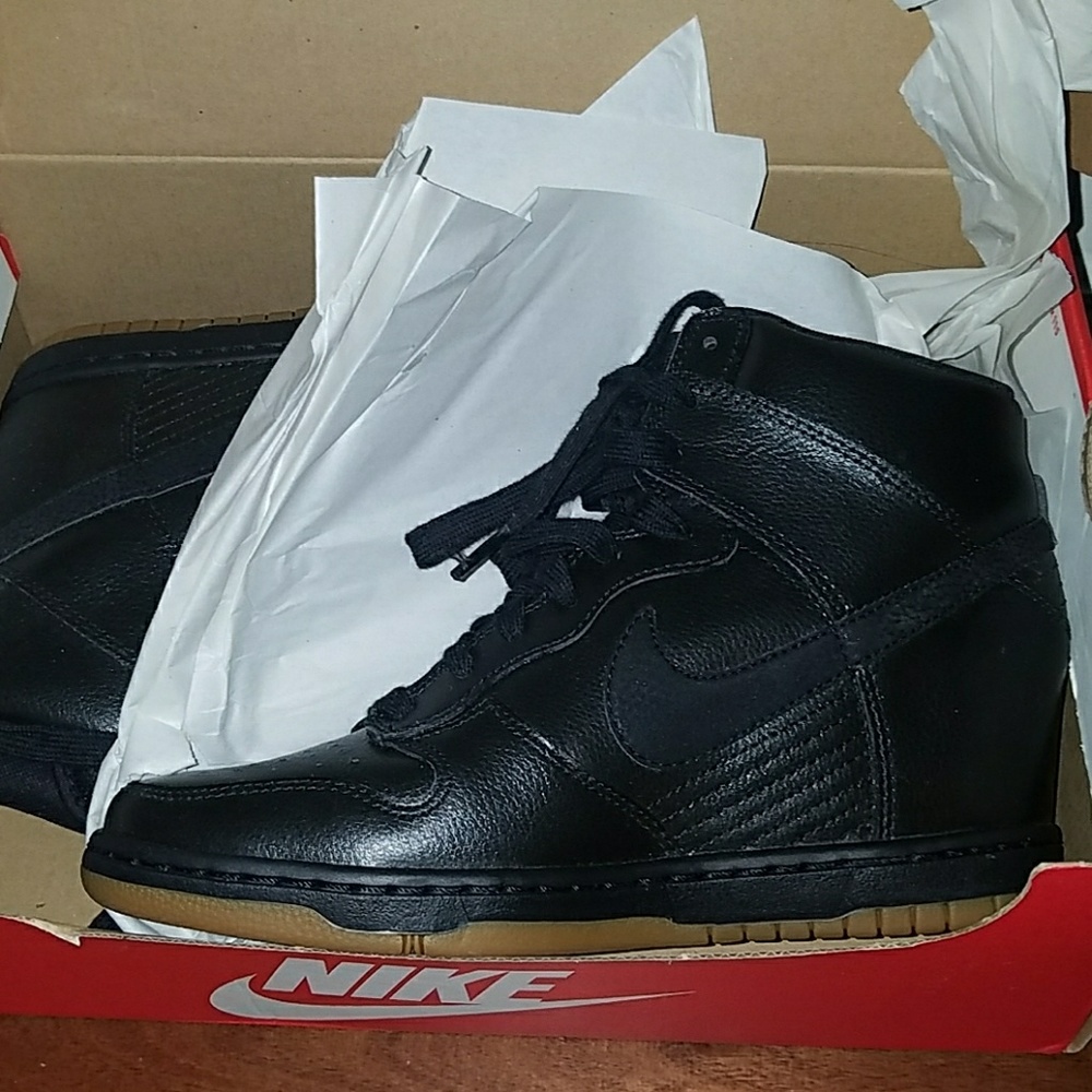 Nike Dunk Sky Hi essential